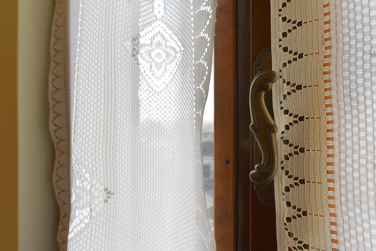 Casa Nonna Rina Villa Monzambano Bagian luar foto