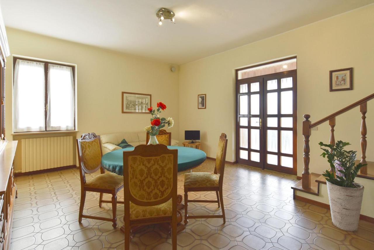Casa Nonna Rina Villa Monzambano Bagian luar foto