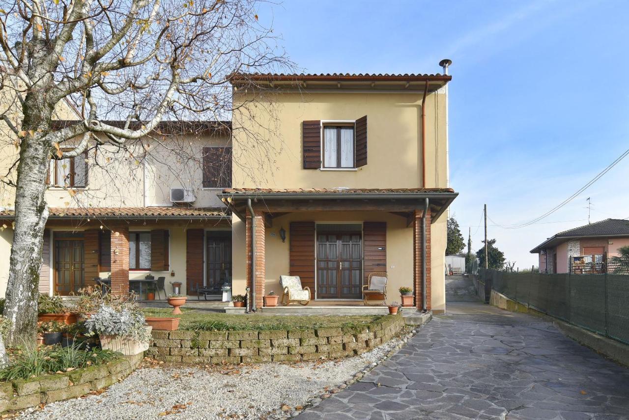 Casa Nonna Rina Villa Monzambano Bagian luar foto
